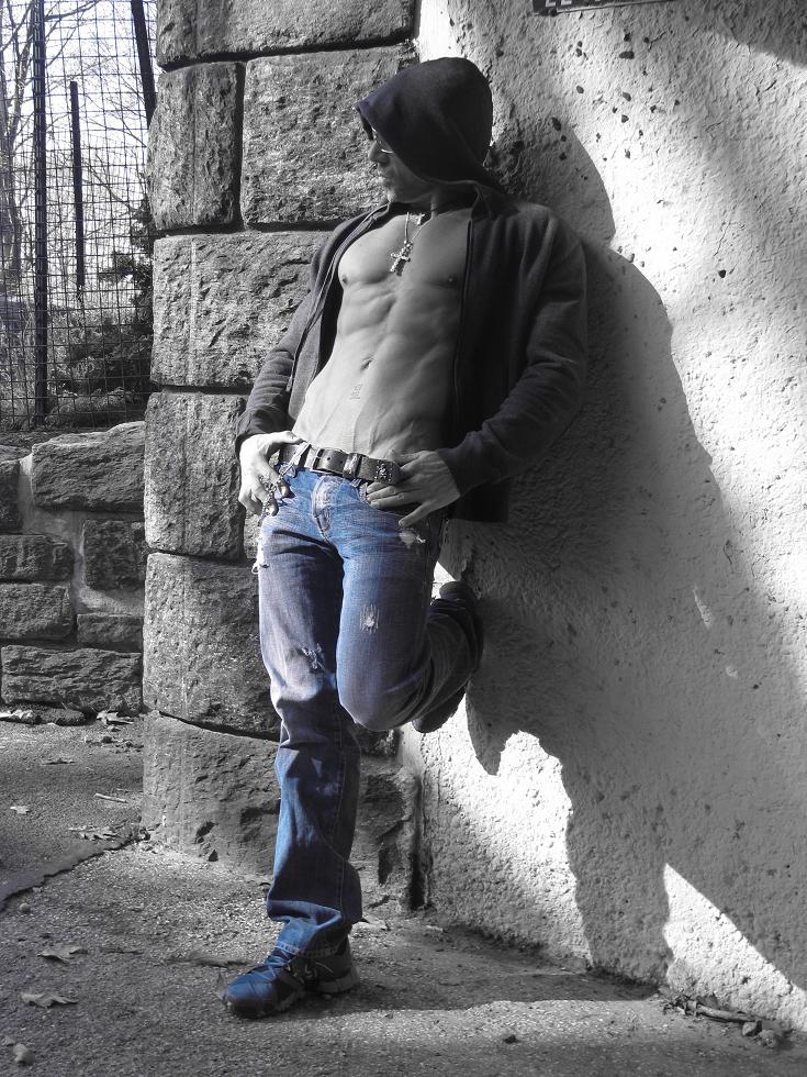 Male model photo shoot of Mikah Knowles