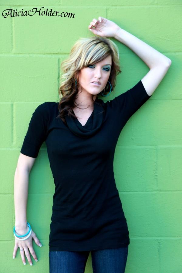Female model photo shoot of Erin Tyler
