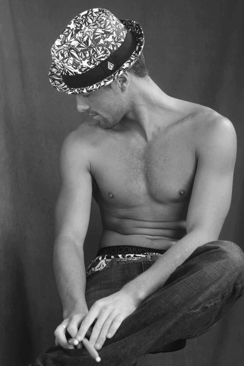 Male model photo shoot of Joss Merlyn Ash in home