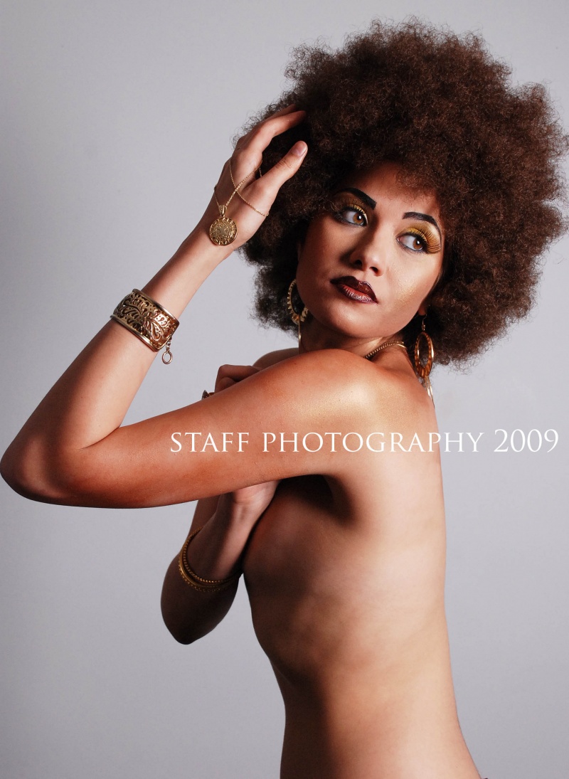 Female model photo shoot of Beat Yo Face