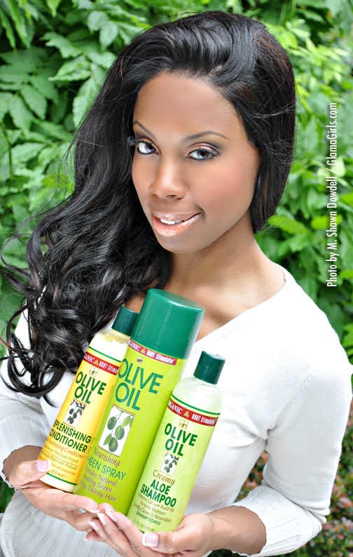 Female model photo shoot of  Davii by The Real Shawn Dowdell