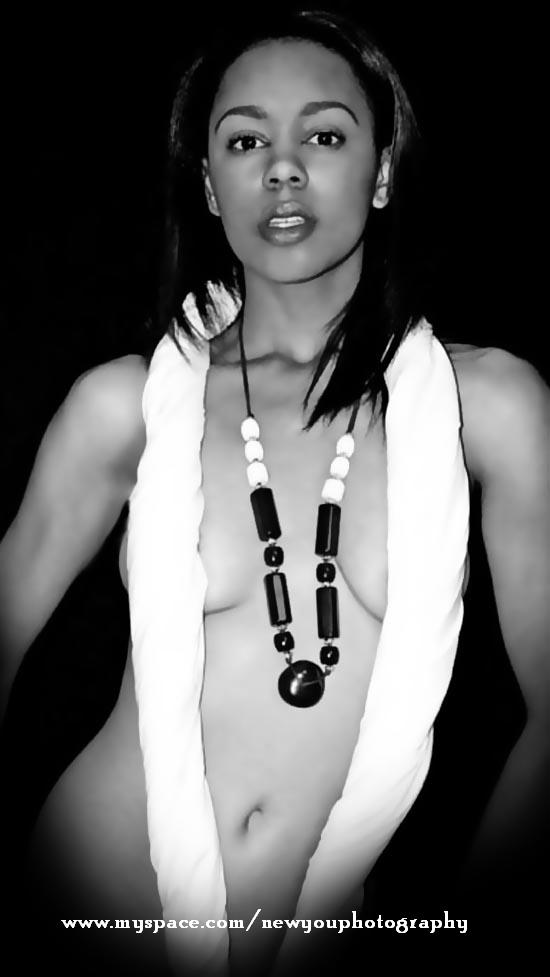 Female model photo shoot of Natasha Robinson