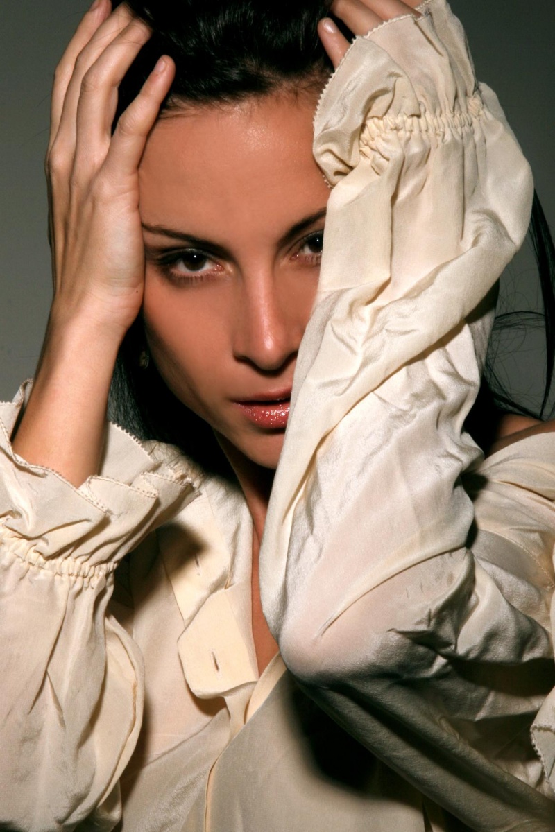 Female model photo shoot of Nina Avet in Hollywood