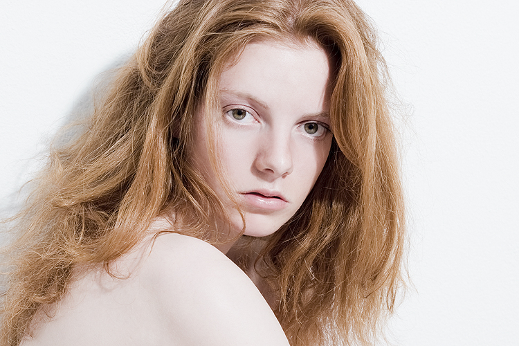 Female model photo shoot of CAROTA