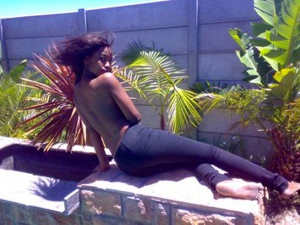 Female model photo shoot of Ntombi in friend back yard
