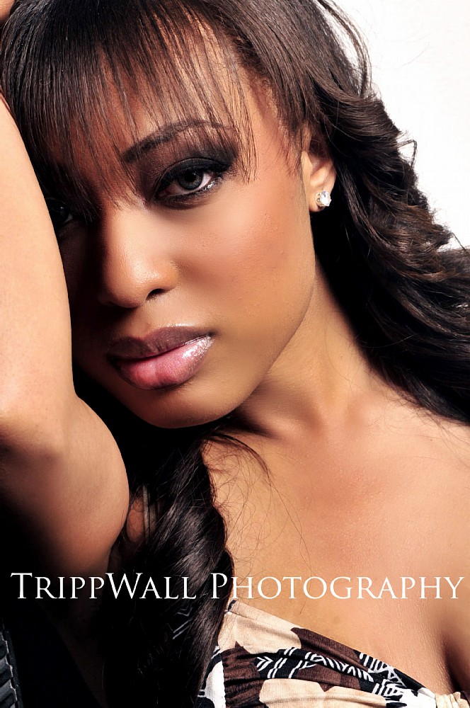 Female model photo shoot of Miss Ace Ford