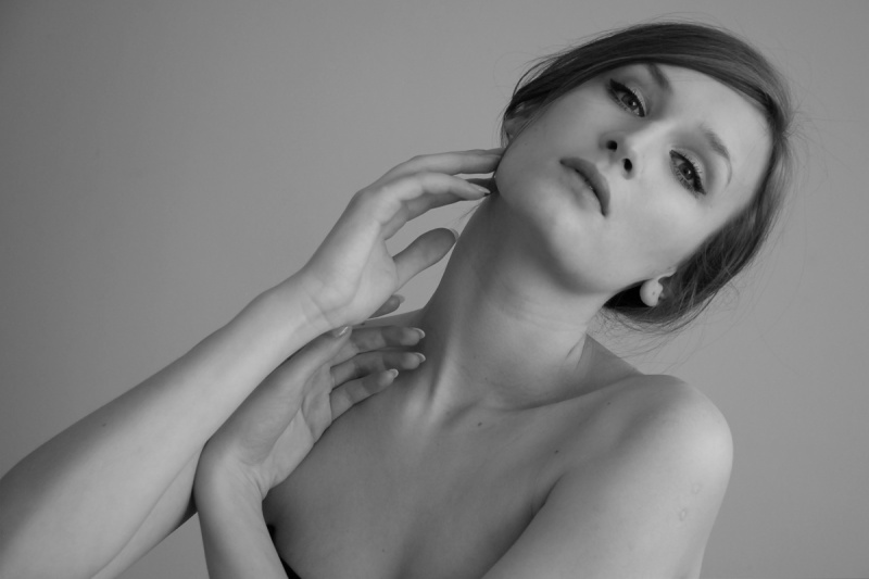 Female model photo shoot of Julia Cee