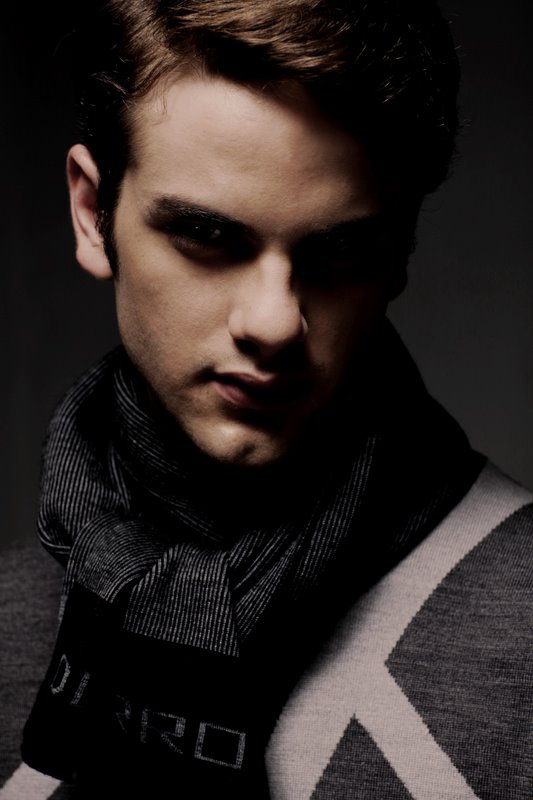 Male model photo shoot of Carlos Frantz