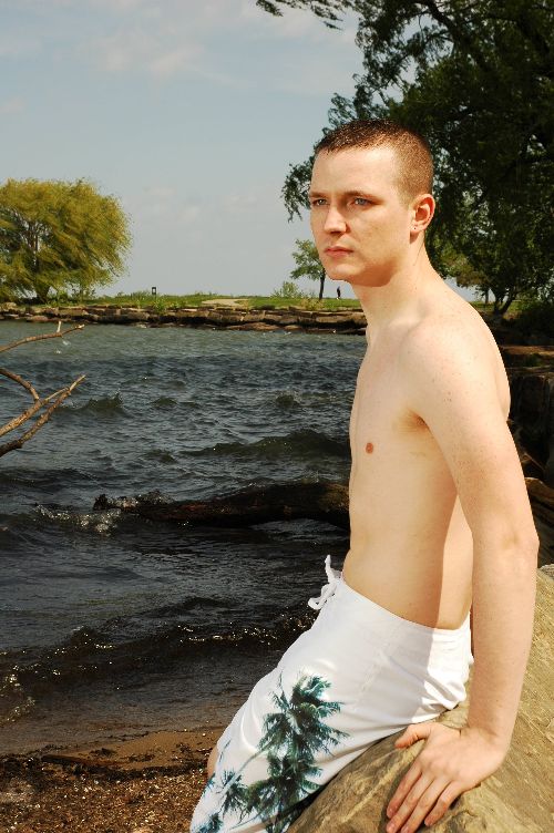 Male model photo shoot of Dade McHaul by JaysonPolansky com