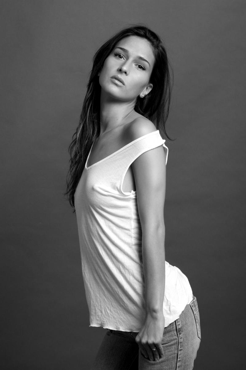 Female model photo shoot of florianefalcou