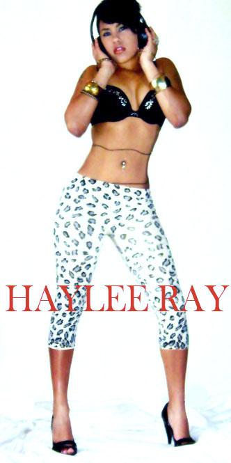 Female model photo shoot of Haylee Ray