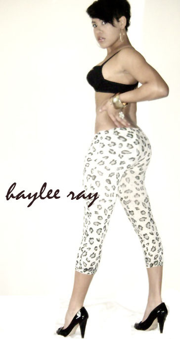 Female model photo shoot of Haylee Ray
