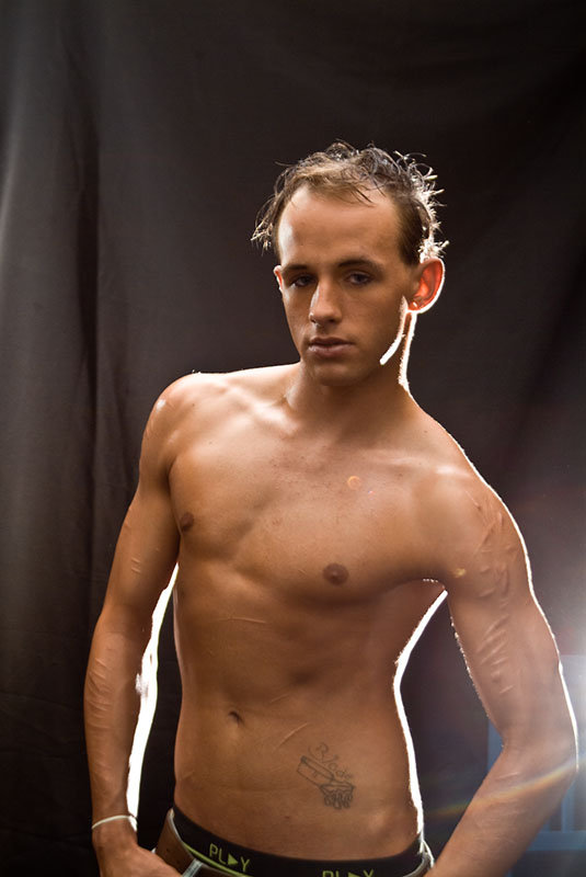 Male model photo shoot of Dustin Lyons