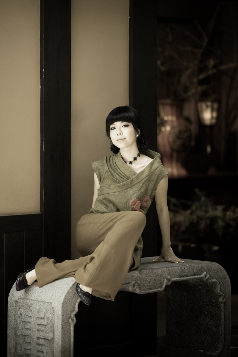 Female model photo shoot of Dora Un by CATSEYE and Alan Photografia