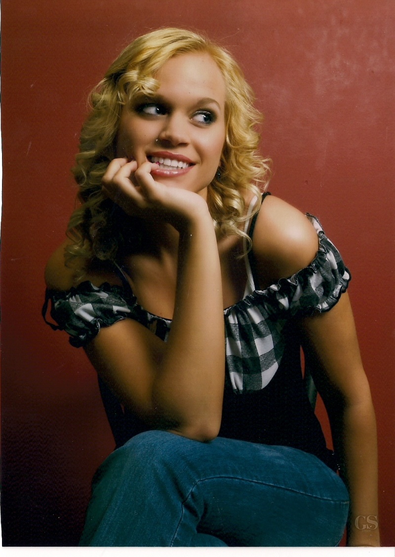 Female model photo shoot of Ashley M Thompson in Bloomington, MN