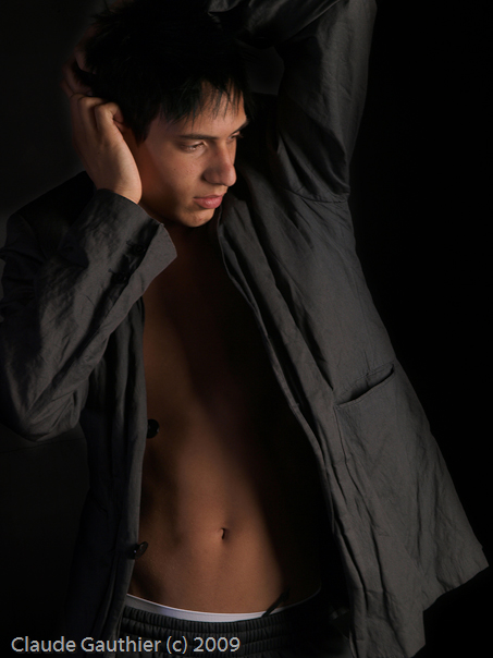 Male model photo shoot of Kev3elgV
