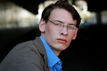 Male model photo shoot of Aaron Braun