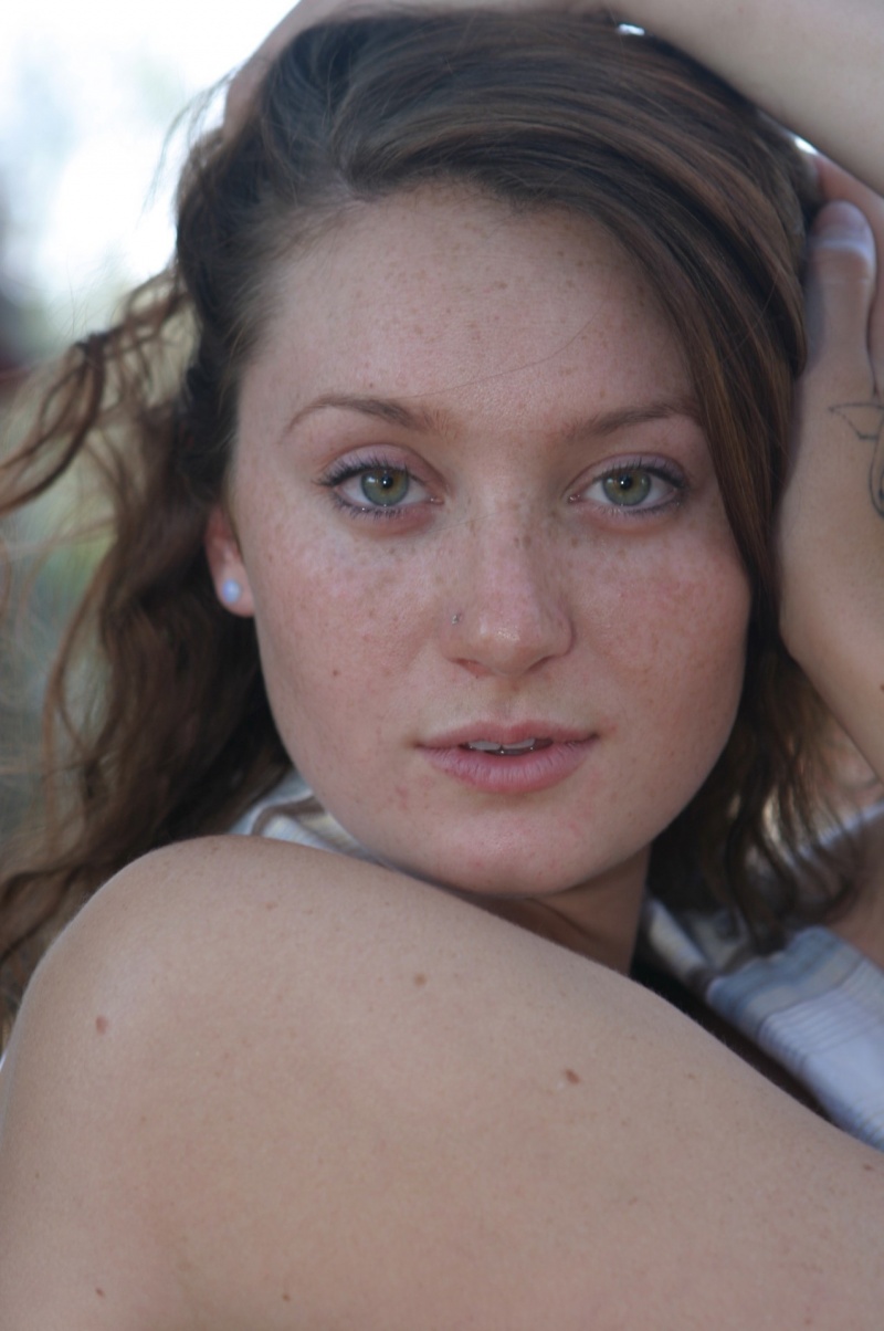 Female model photo shoot of Jessica Leigh Bennett