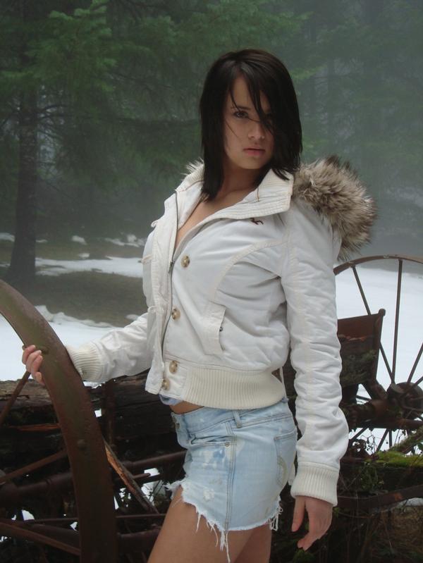 Female model photo shoot of icie in Oregon