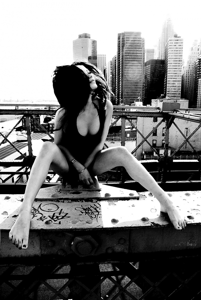 Male model photo shoot of Vertiginous Photos in Brooklyn Bridge, NYC
