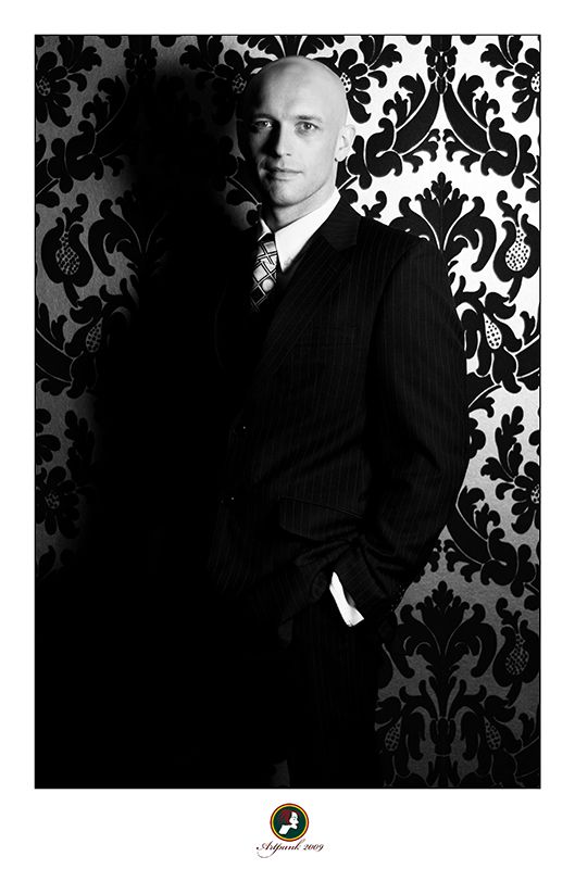 Male model photo shoot of B0MB by Artpunk in Buff Club