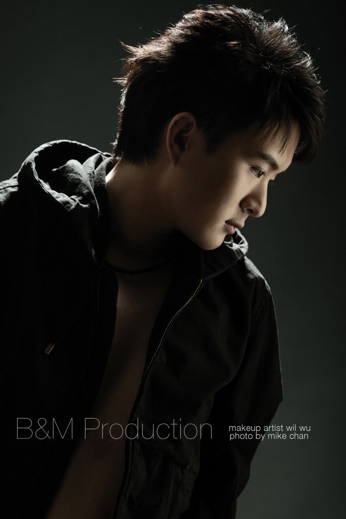 Male model photo shoot of Wil Wu in Studio