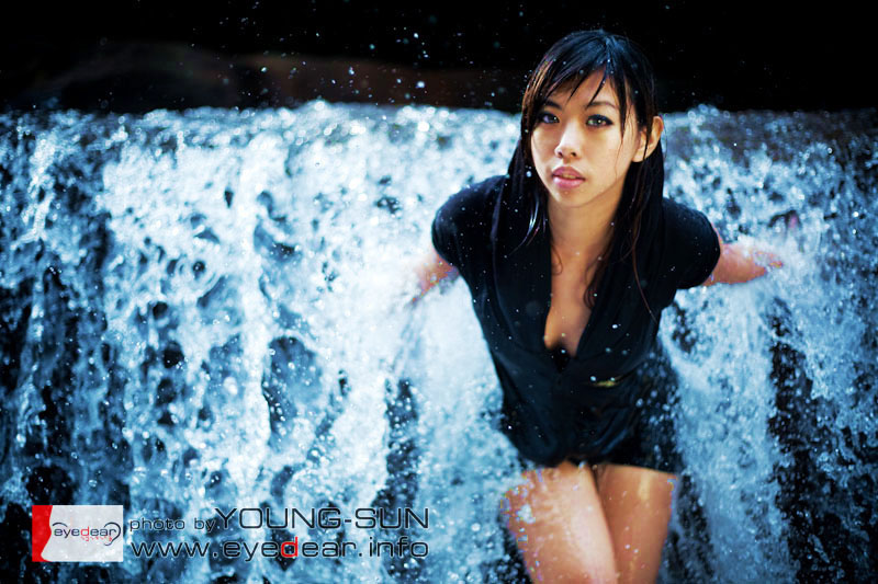 Female model photo shoot of Elene Ong by eyedear