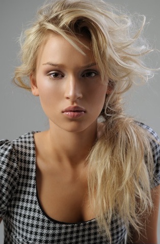 Female model photo shoot of Kristina Sarah