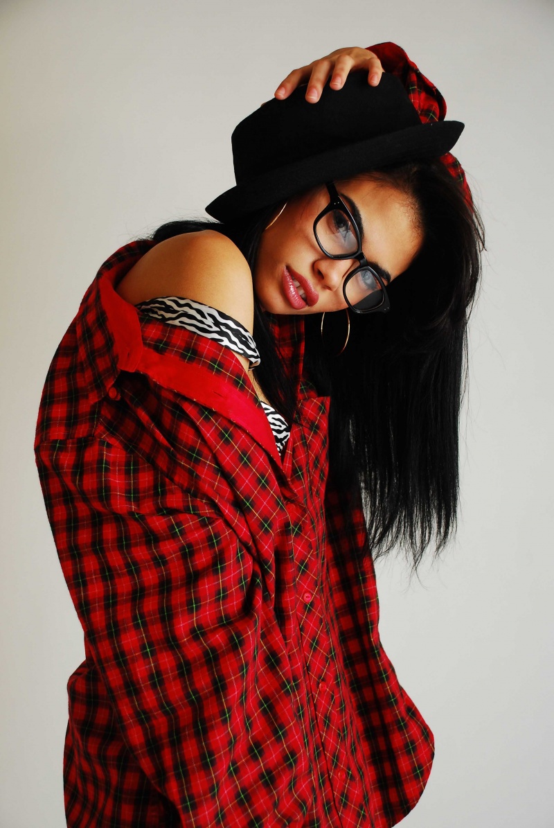 Female model photo shoot of Yeraldin Cabrera in Bronx new York