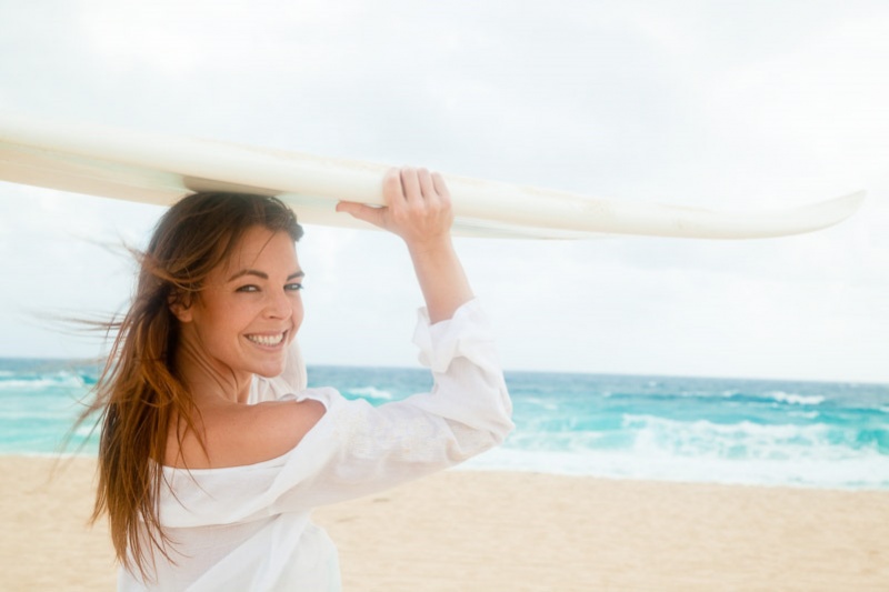 Female model photo shoot of Rachel Streater in Oahu, Hawaii