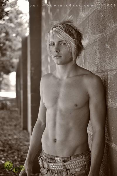 Male model photo shoot of Ricky James SeamOn