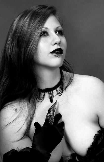 Female model photo shoot of ScarletRedLivingDead by Bob Cannon