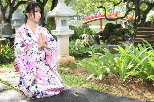 Female model photo shoot of jvnne in jap garden
