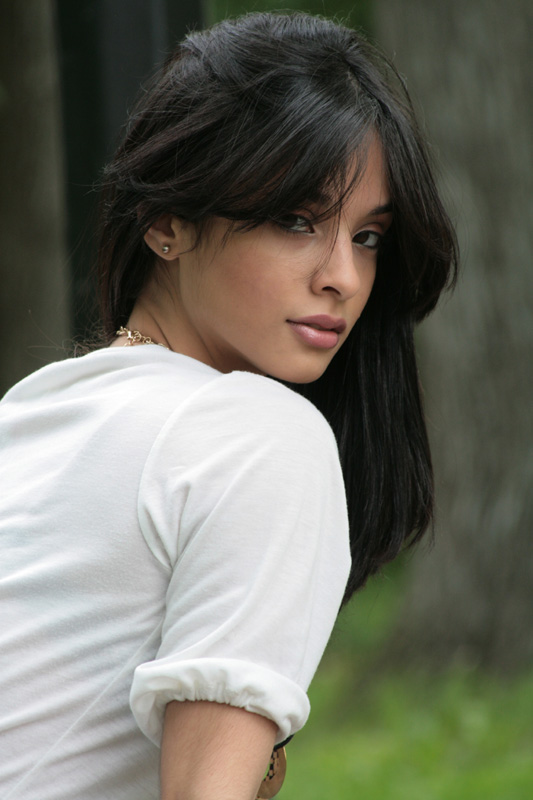 Female model photo shoot of NINAX in pelham bay park