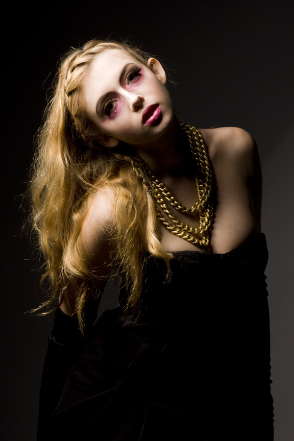 Female model photo shoot of leoni blue