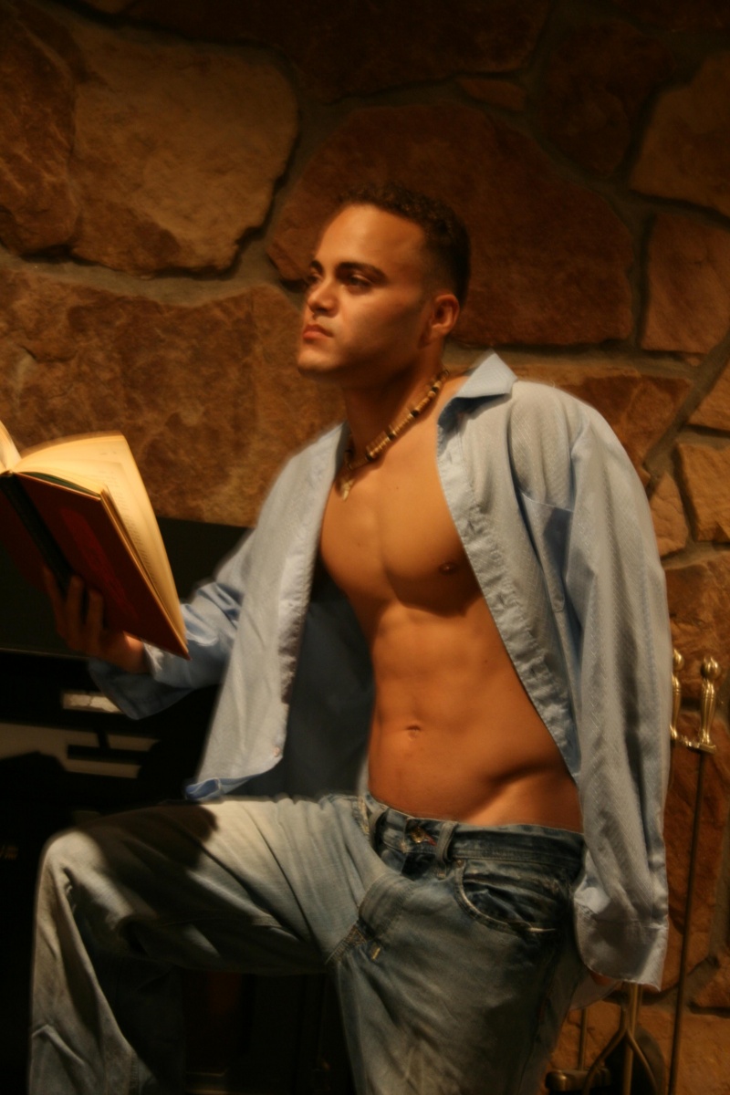 Male model photo shoot of Robel R