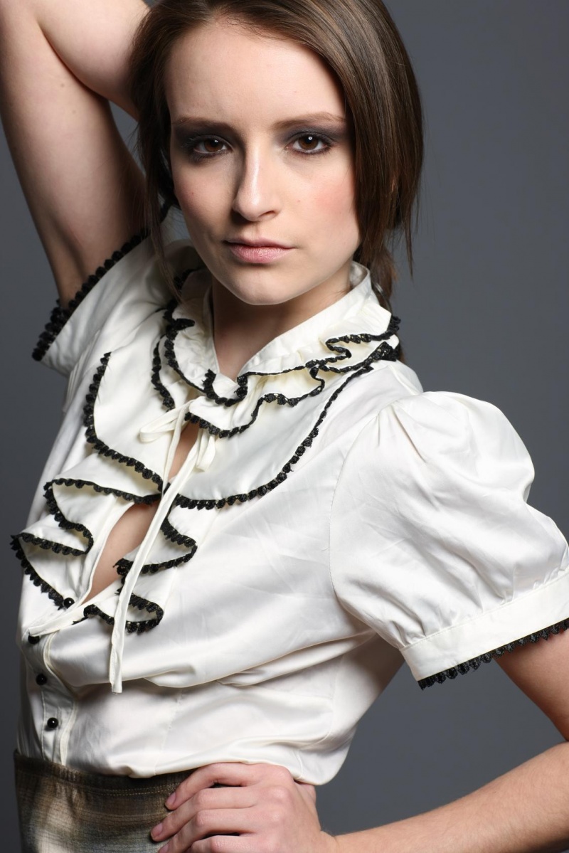 Female model photo shoot of Nicole Lichtenwalner