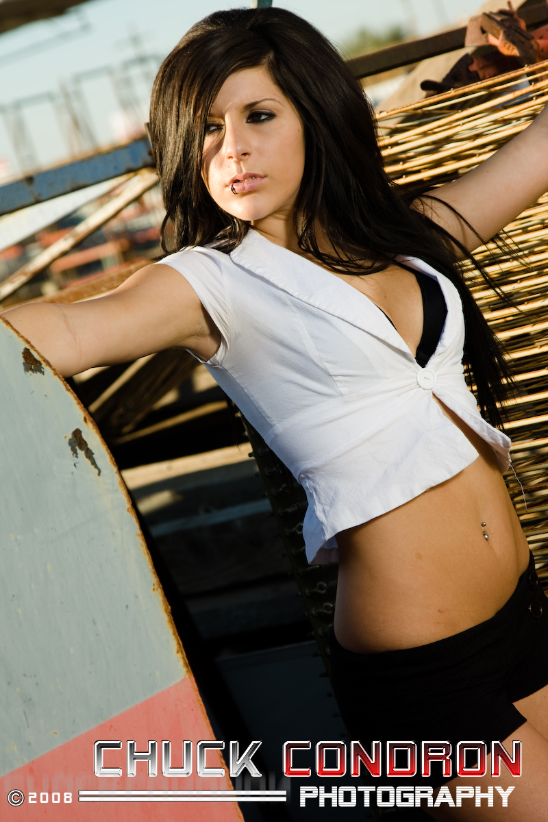 Female model photo shoot of Samantha Brito