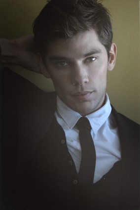Male model photo shoot of Manuel Jeanne