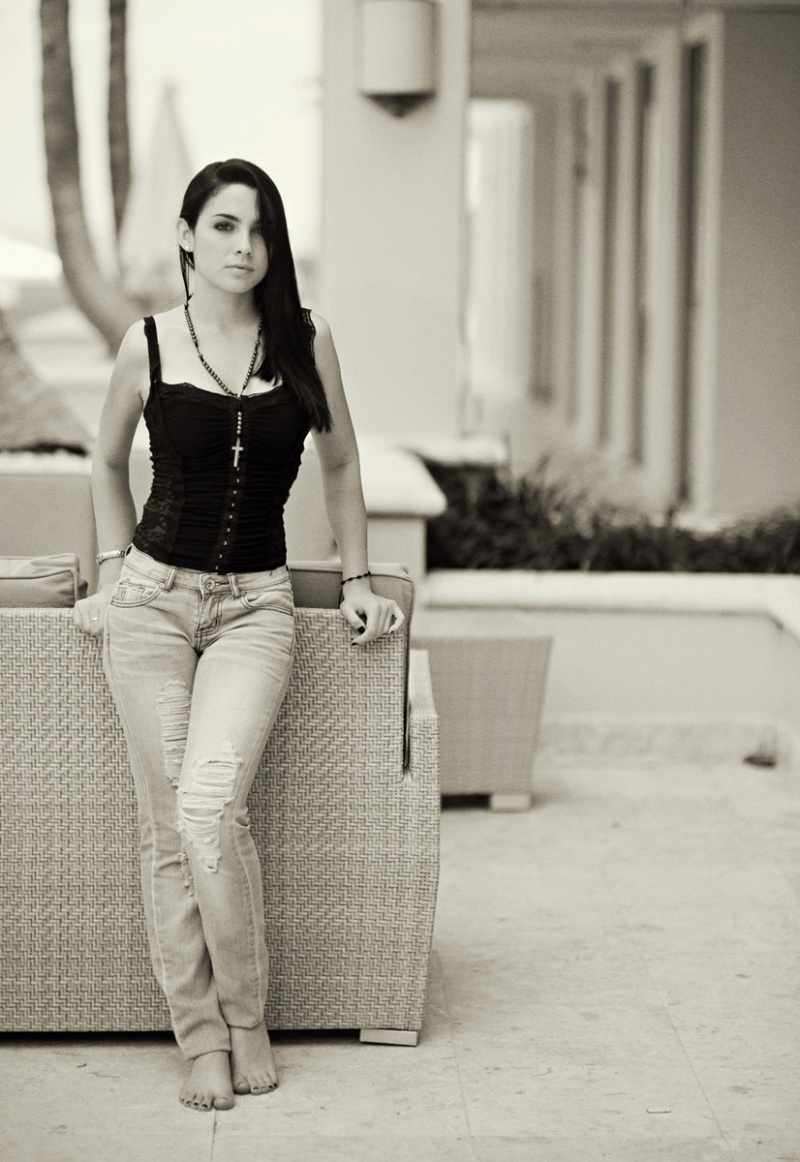 Female model photo shoot of Yisleine by j Cogliandro