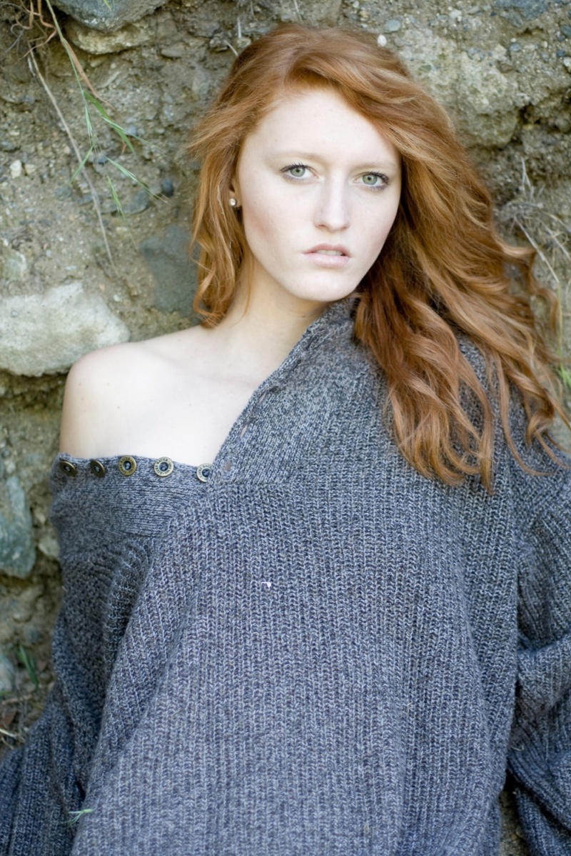 Female model photo shoot of Veronica Elyse