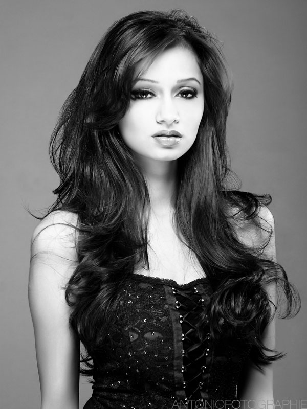 Female model photo shoot of Niyati in Toronto, On