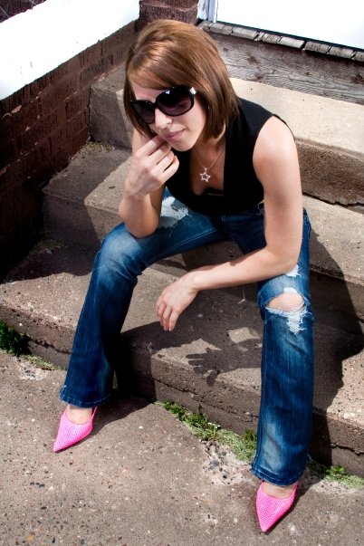 Female model photo shoot of Jenn Richardson