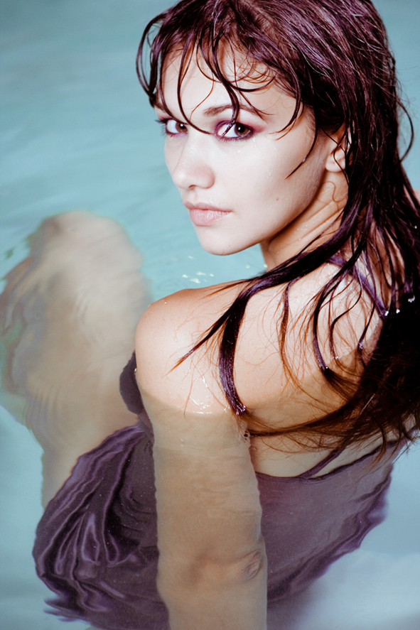 Female model photo shoot of Dominika van Santen