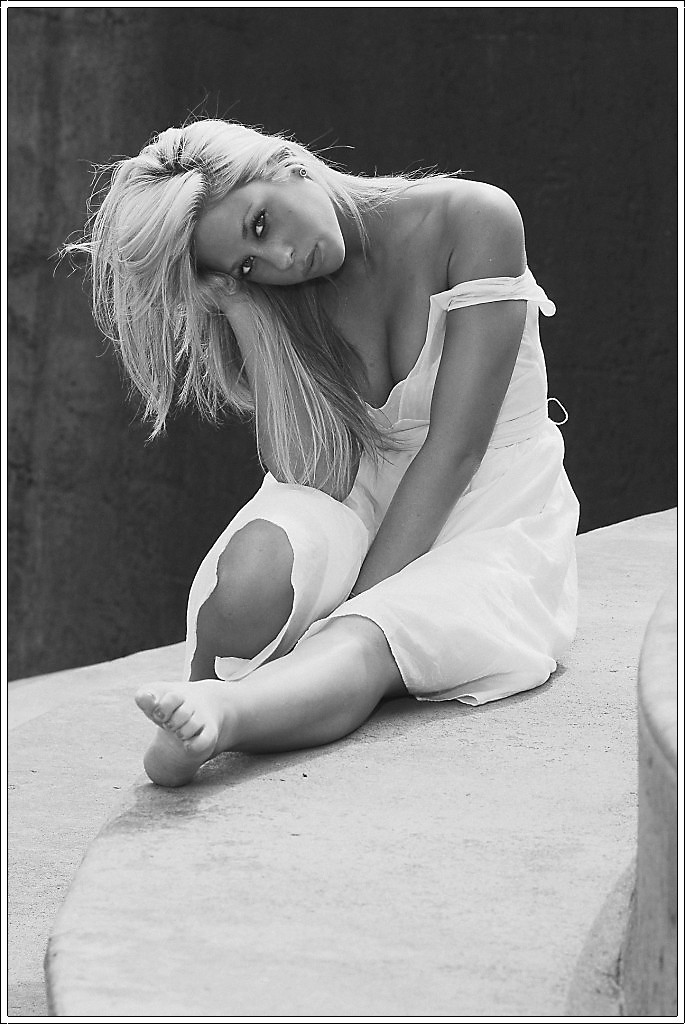 Female model photo shoot of Rachell Alexandra by mPm Studios