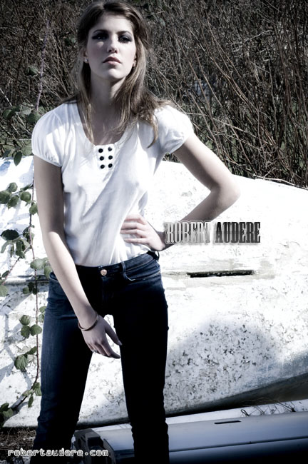 Female model photo shoot of Stephanie-Lynn Allan