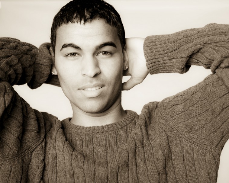 Male model photo shoot of Elliott Burgos
