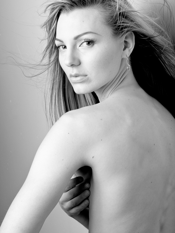 Female model photo shoot of lindsay brooke s