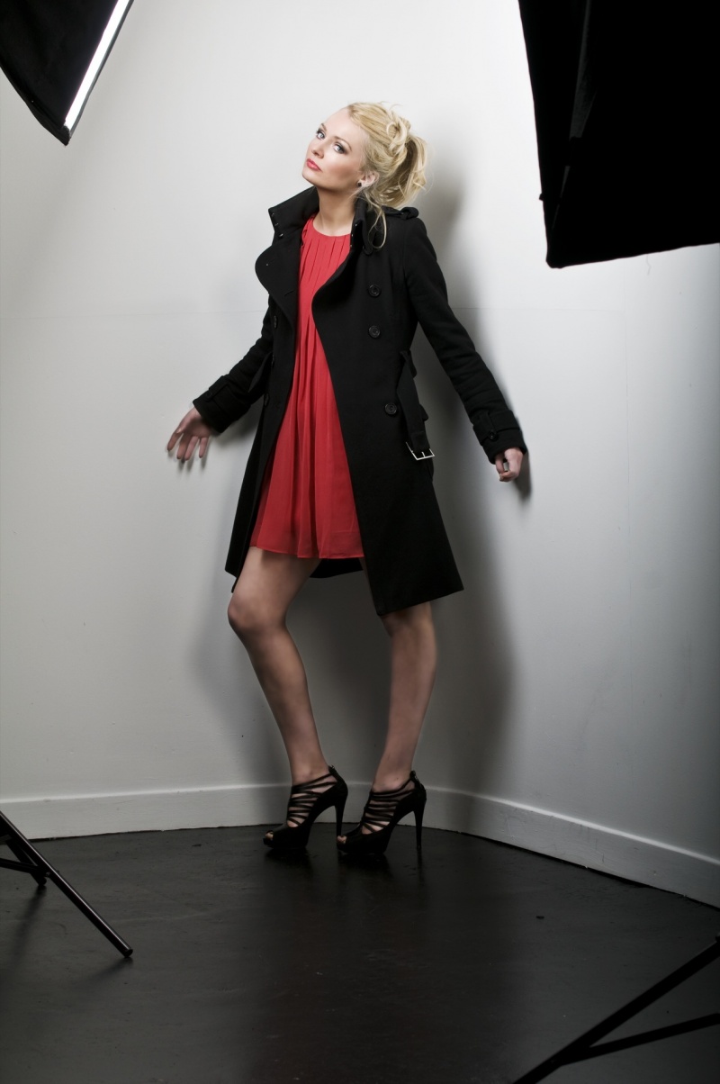 Female model photo shoot of Shona Whiteley