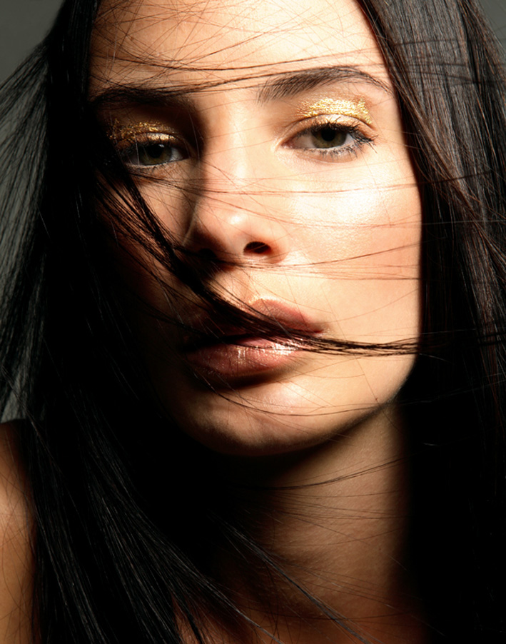Female model photo shoot of Mandi Levanah